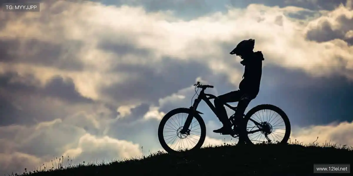 巅峰对决，谁主沉浮？🔥⚽️🏀